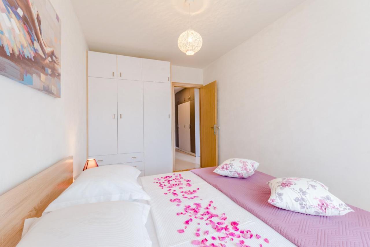 Mountain View Apartment Split Eksteriør billede